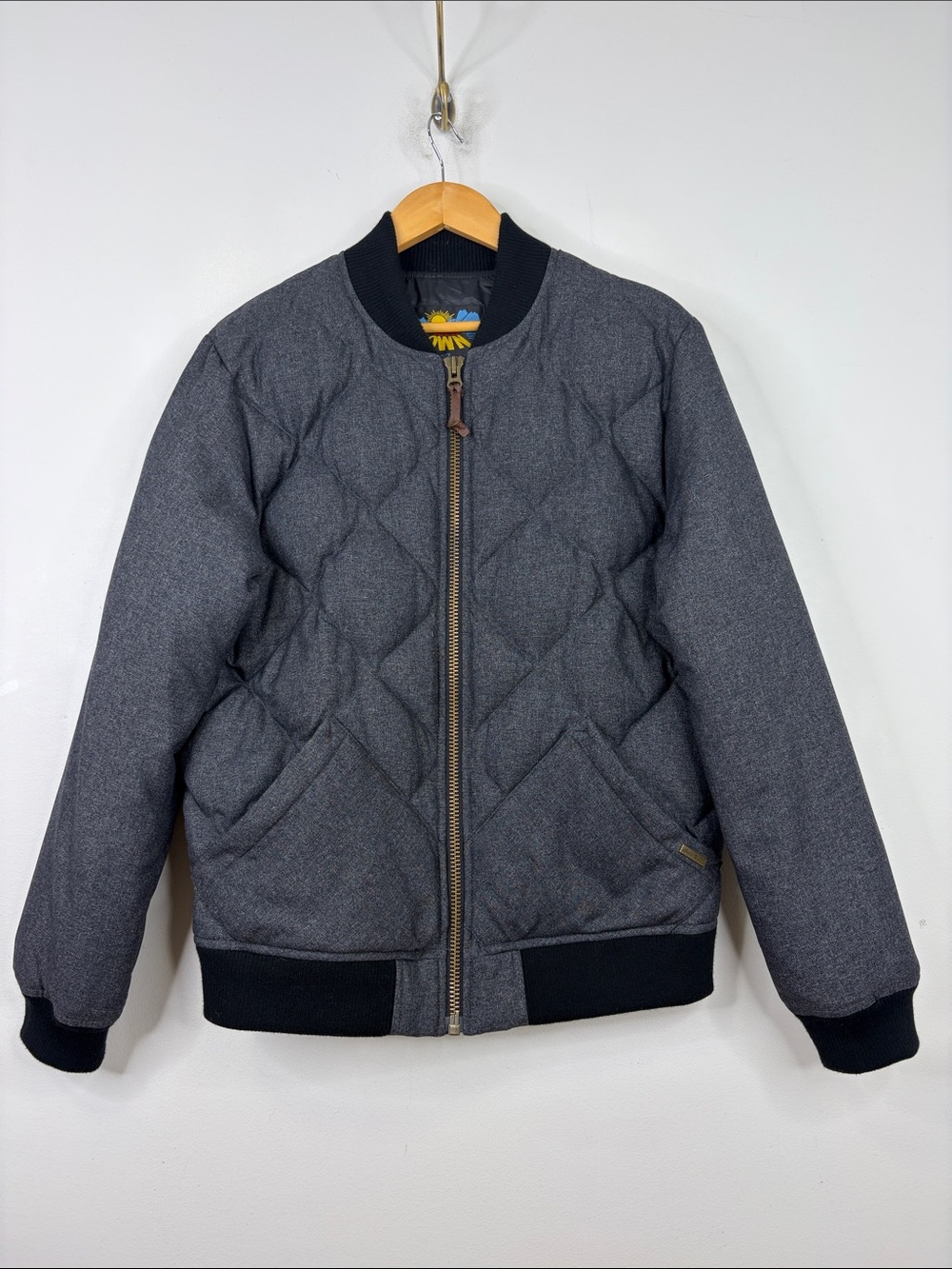 Eddie Bauer Bomber Jacket Men Medium Gray 1936 Skyliner Goose Down Winter Coat